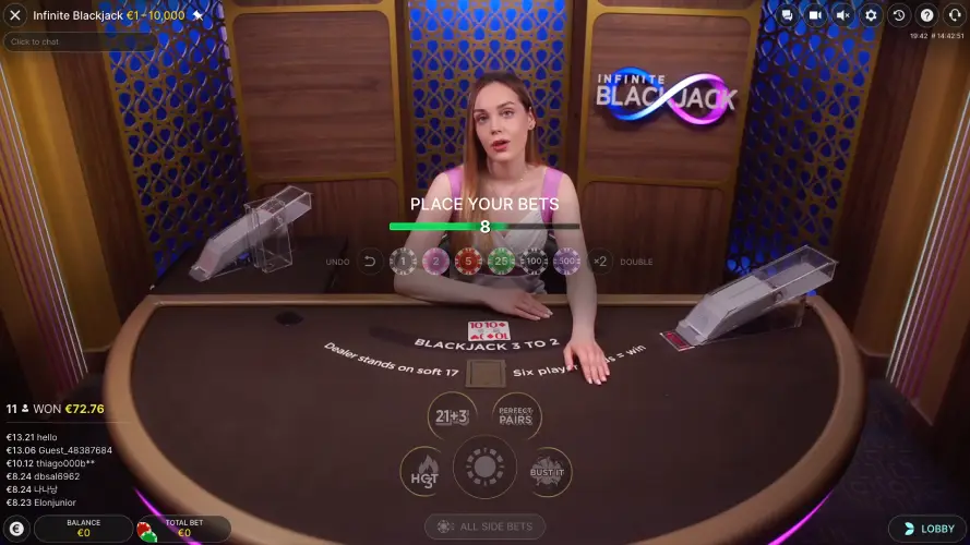 Infinite Blackjack game by Evolution Gaming